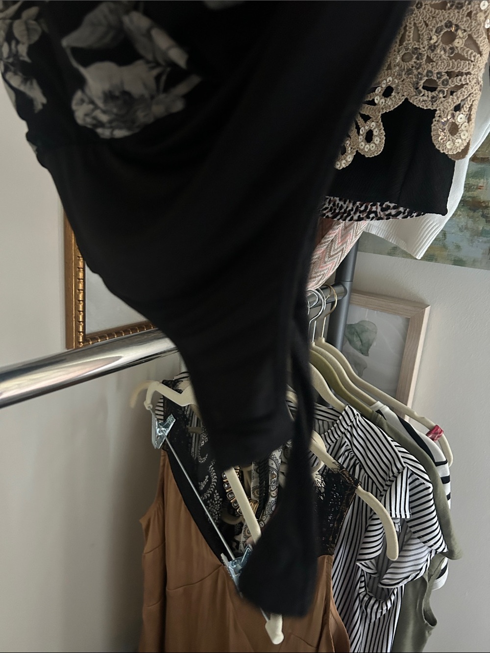 White House Black Market L faux wrap Floral Black gray sleeveless Top - Picture 6 of 10